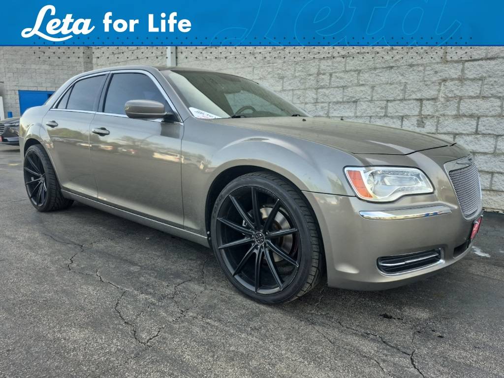 2014 Chrysler 300 Base — Sedan — 163,766 mi — O'Fallon, MO