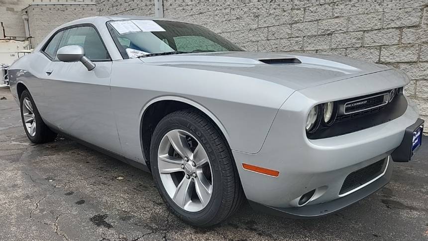 2020 Dodge Challenger SXT — Coupe — 33,737 mi — O'Fallon, MO