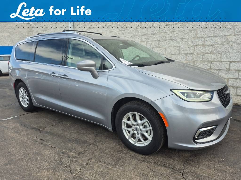 2021 Chrysler Pacifica Touring L — Minivan — 74,420 mi — O'Fallon, MO