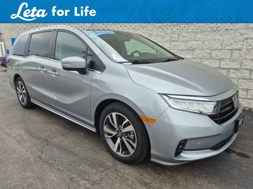 2023 Honda Odyssey Touring — Minivan — 49,286 mi — O'Fallon, MO