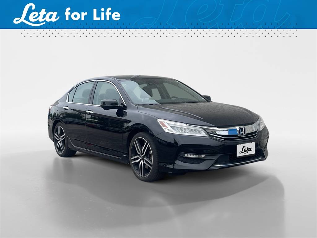 2017 Honda Accord Touring — Sedan — 111,591 mi — O'Fallon, MO