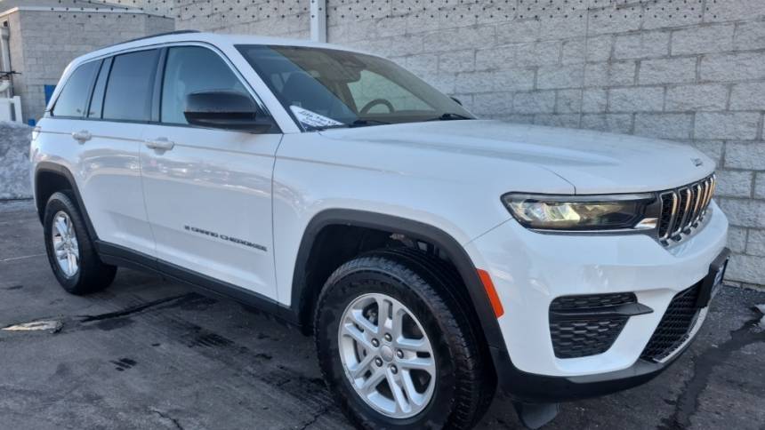 2023 Jeep Grand Cherokee Laredo — SUV — 26,113 mi — O'Fallon, MO