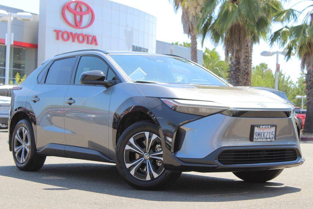 2024 Toyota bZ4X XLE — SUV — 16,001 mi — Davis, CA