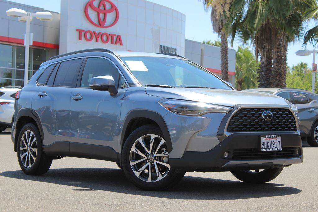 2023 Toyota Corolla Cross XLE — SUV — 20,293 mi — Davis, CA