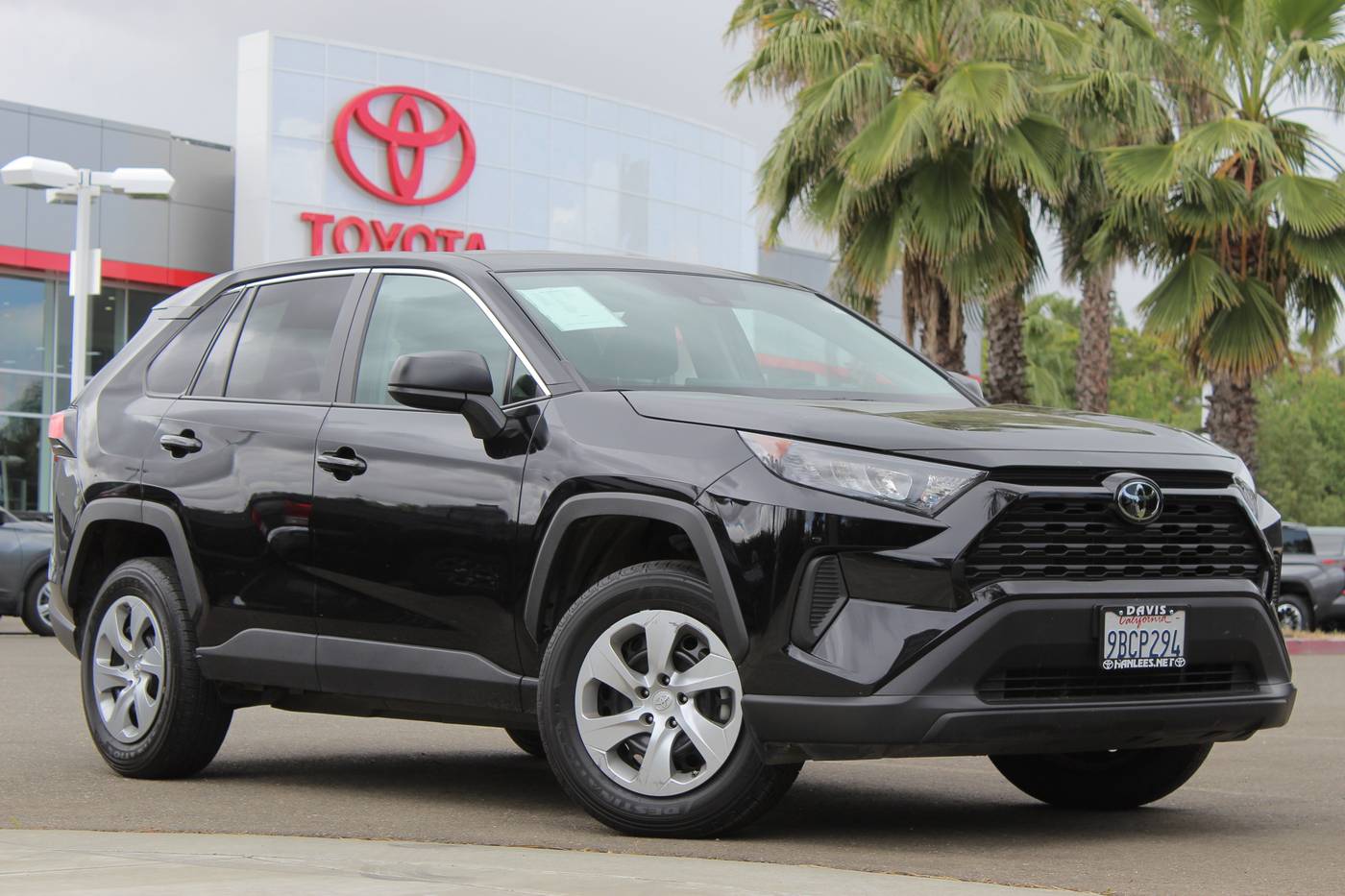 2022 Toyota RAV4 LE — SUV — 31,944 mi — Davis, CA