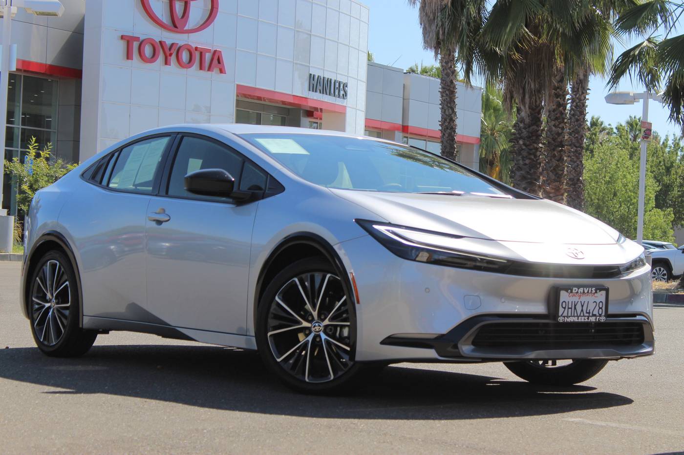 2023 Toyota Prius XLE — Hatchback — 6,992 mi — Davis, CA