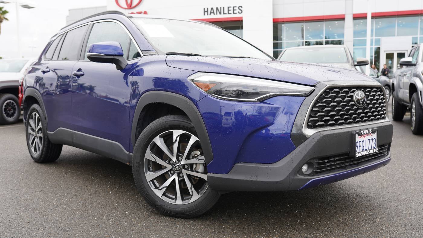 2023 Toyota Corolla Cross XLE — SUV — 33,259 mi — Davis, CA