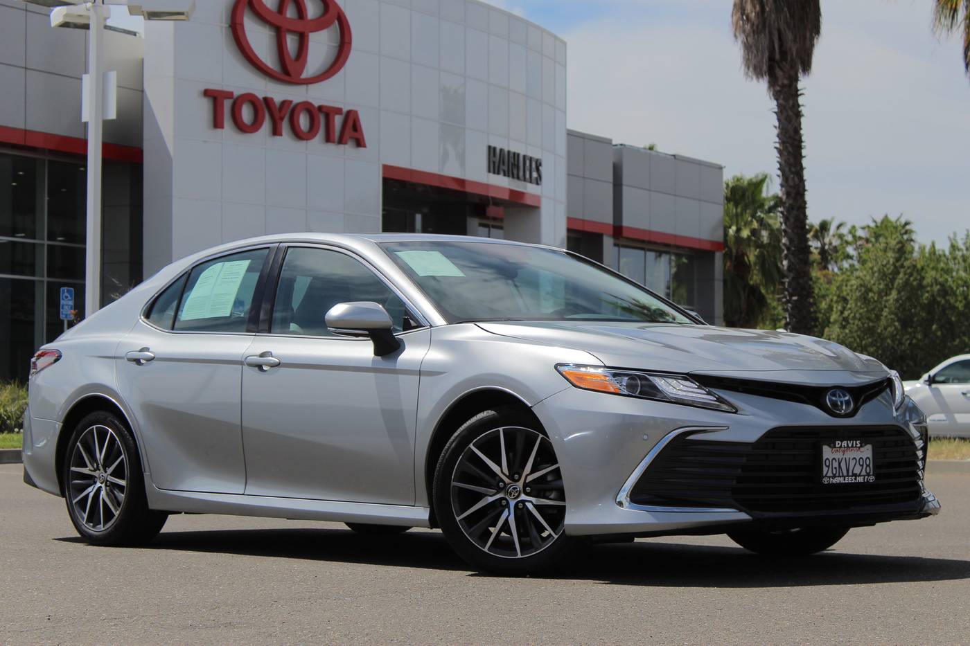2023 Toyota Camry Hybrid XLE — Sedan — 26,966 mi — Davis, CA