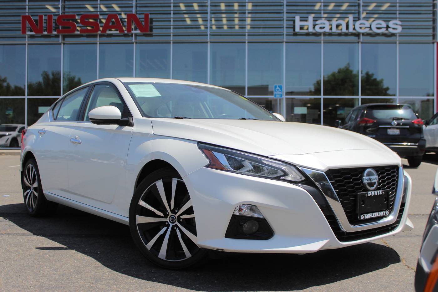 2022 Nissan Altima Platinum — Sedan — 59,443 mi — Davis, CA