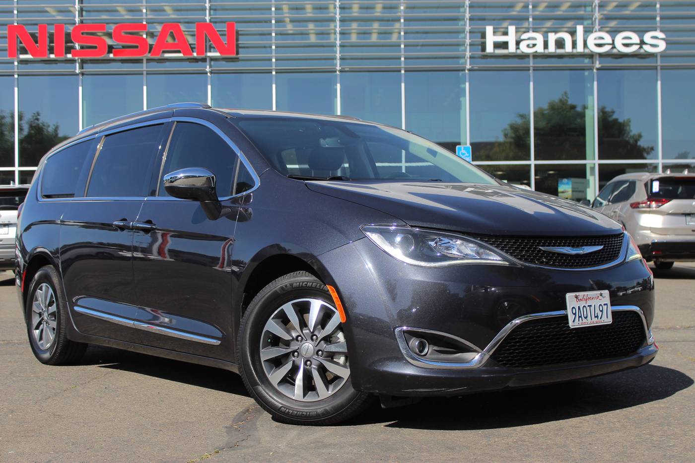 2020 Chrysler Pacifica Hybrid Limited — Minivan — 129,004 mi — Davis, CA