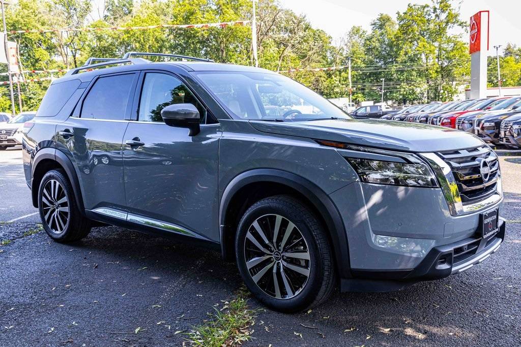 2023 Nissan Pathfinder Platinum — SUV — 16,631 mi — North Plainfield, NJ