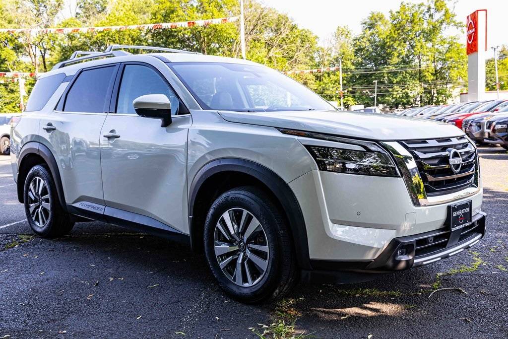 2024 Nissan Pathfinder SL — SUV — 23,219 mi — North Plainfield, NJ