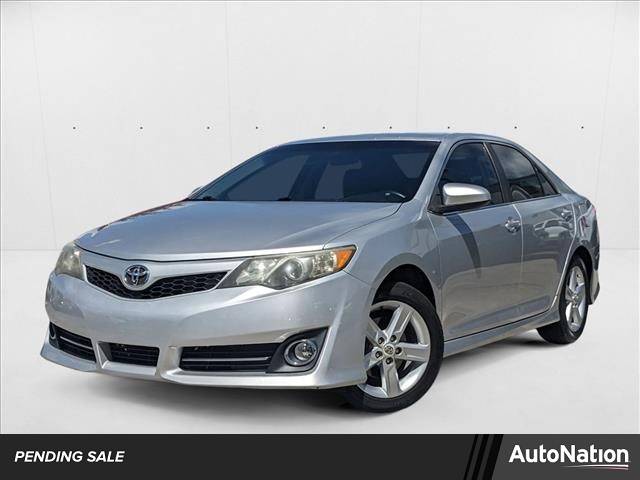 2013 Toyota Camry SE — Sedan — 124,726 mi — Miami, FL