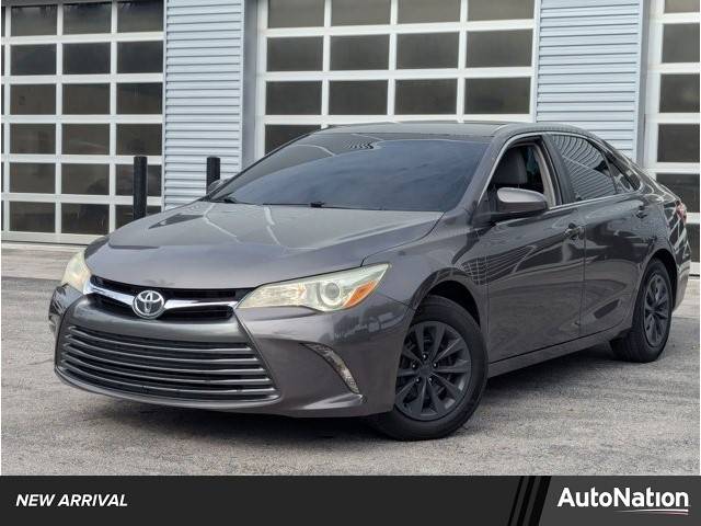 2016 Toyota Camry LE — Sedan — 100,472 mi — Pompano Beach, FL