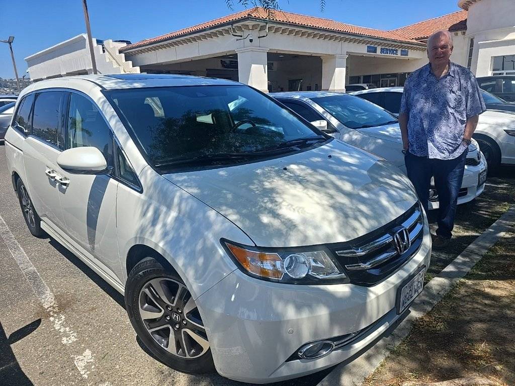 2014 Honda Odyssey Touring — Minivan — 73,992 mi — San Juan Capistrano, CA