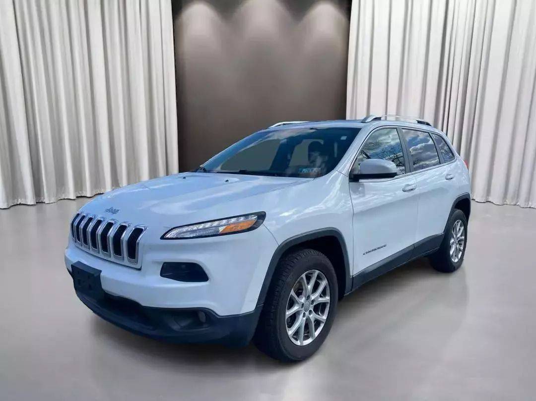 2016 Jeep Cherokee Latitude — SUV — 74,114 mi — West Chester, PA