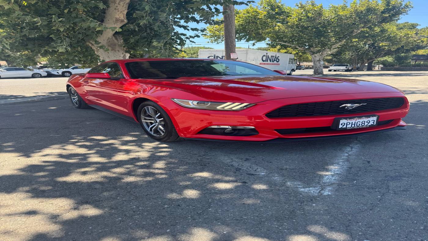 2015 Ford Mustang V6 — Coupe — 72,920 mi — Patterson, CA
