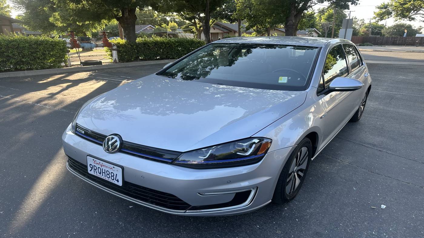 2015 Volkswagen e-Golf SEL Premium — Hatchback — 90,566 mi — Patterson, CA