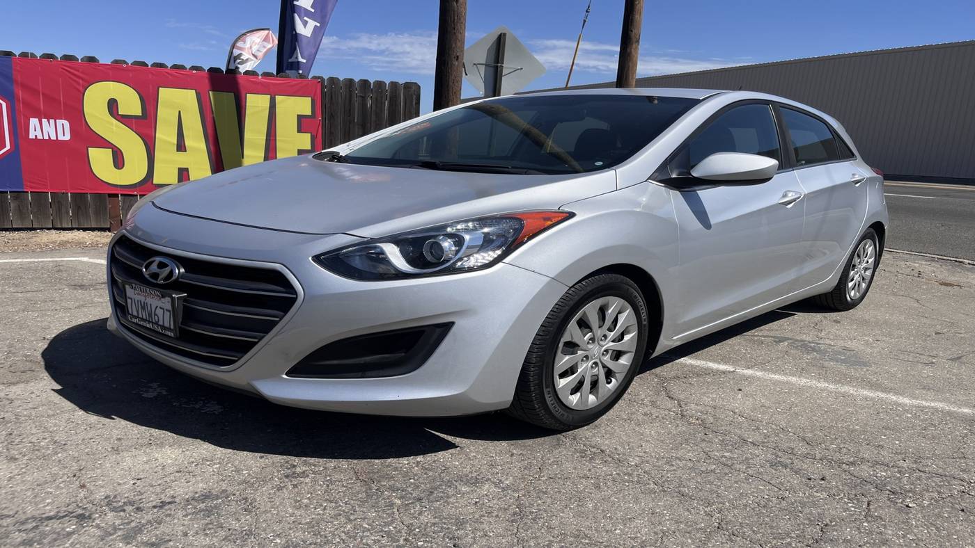 2017 Hyundai Elantra GT — Hatchback — 113,593 mi — Patterson, CA