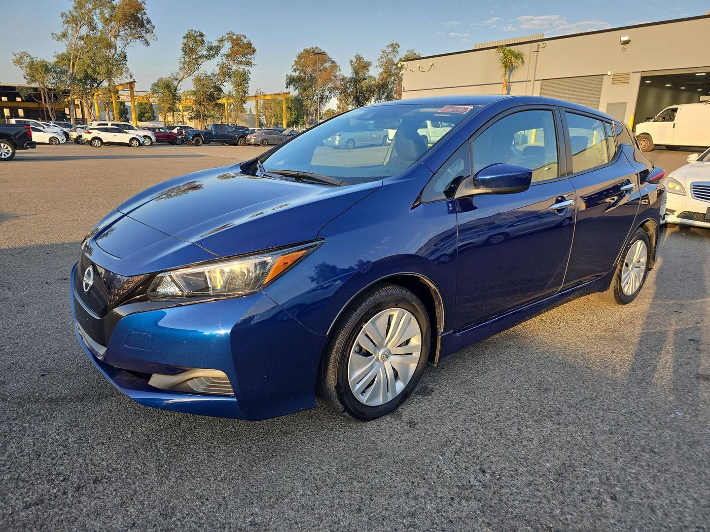 2023 Nissan LEAF S — Hatchback — 33,987 mi — Elk Grove, CA