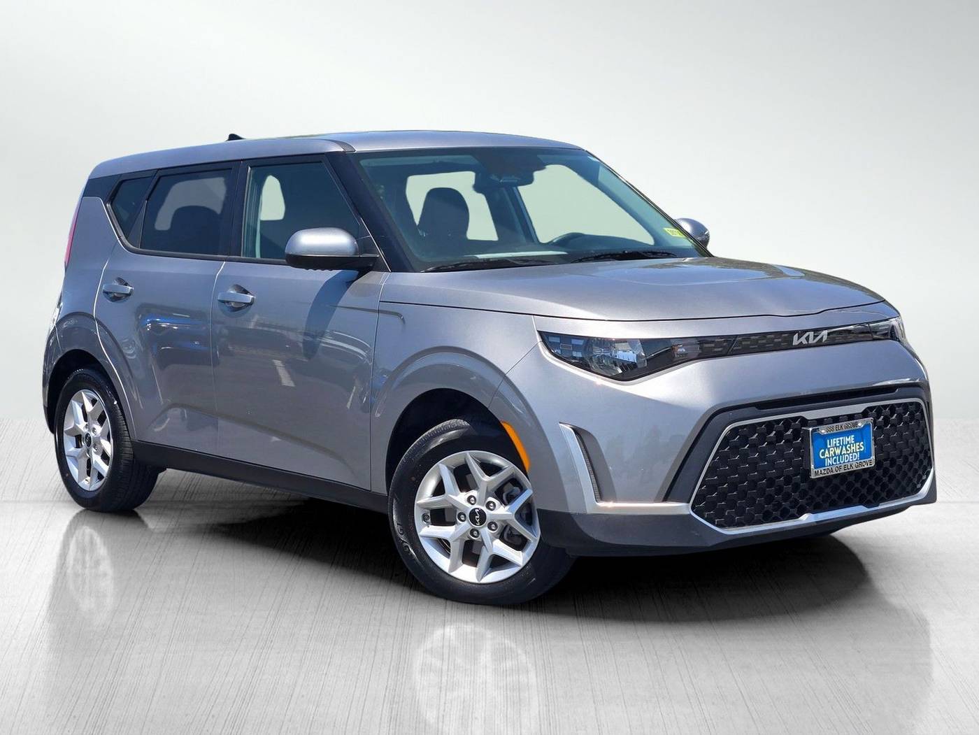 2024 Kia Soul LX — Hatchback — 17,602 mi — Elk Grove, CA