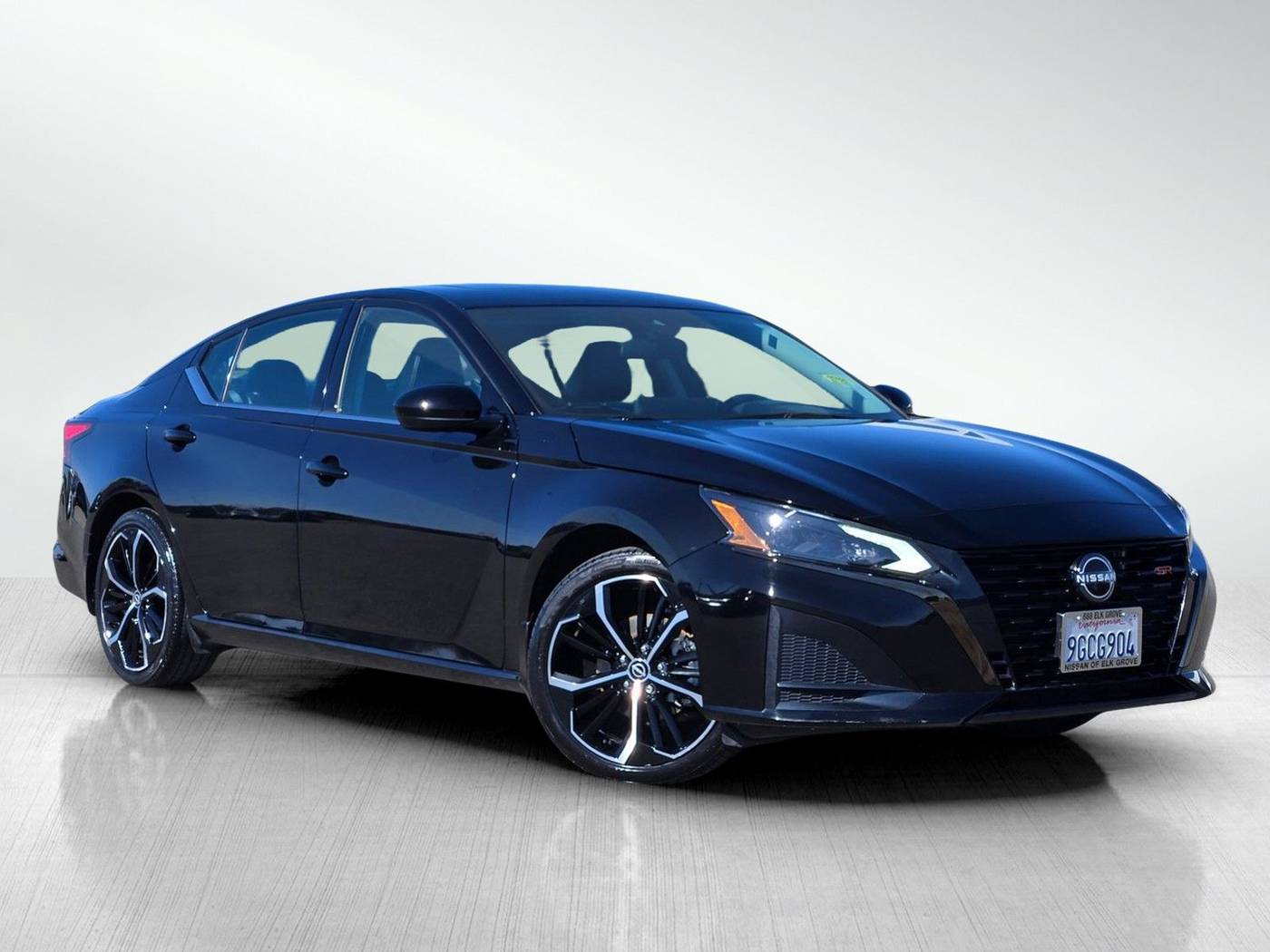 2023 Nissan Altima SR — Sedan — 18,290 mi — Elk Grove, CA