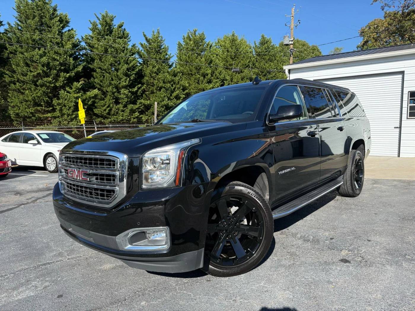 2019 GMC Yukon SLE — SUV — 69,869 mi — Marietta, GA