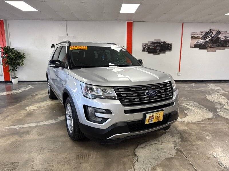2017 Ford Explorer XLT — SUV — 50,847 mi — Santa Ana, CA