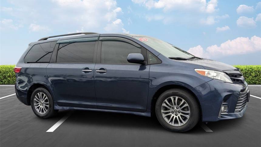 2020 Toyota Sienna XLE — Minivan — 154,004 mi — Savannah, GA
