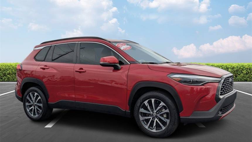 2022 Toyota Corolla Cross XLE — SUV — 27,968 mi — Savannah, GA