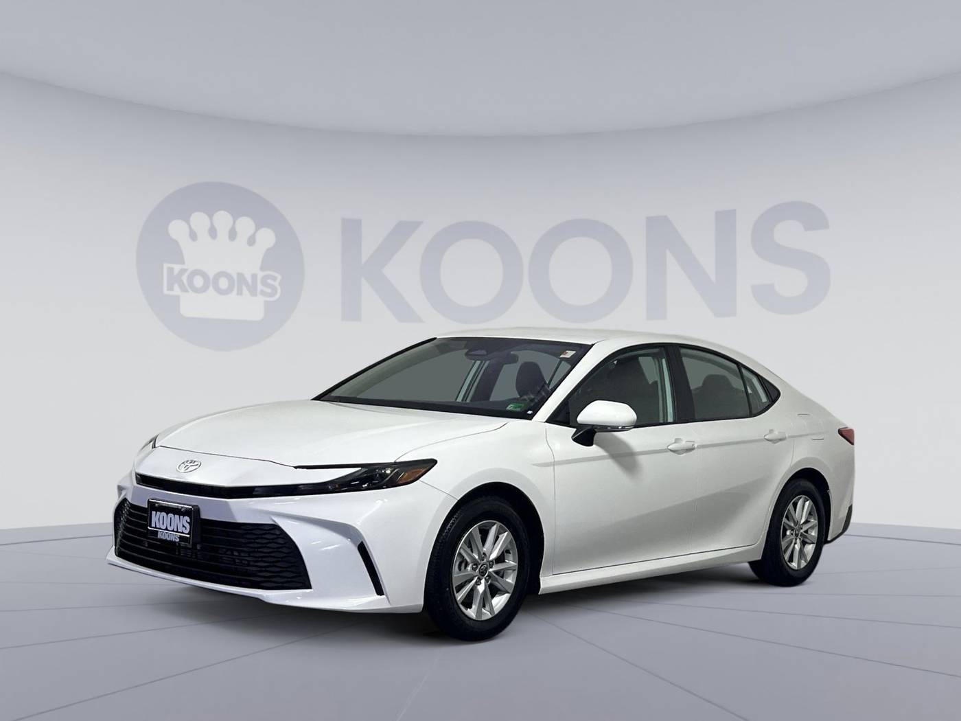 2025 Toyota Camry LE — Sedan — 217 mi — Vienna, VA