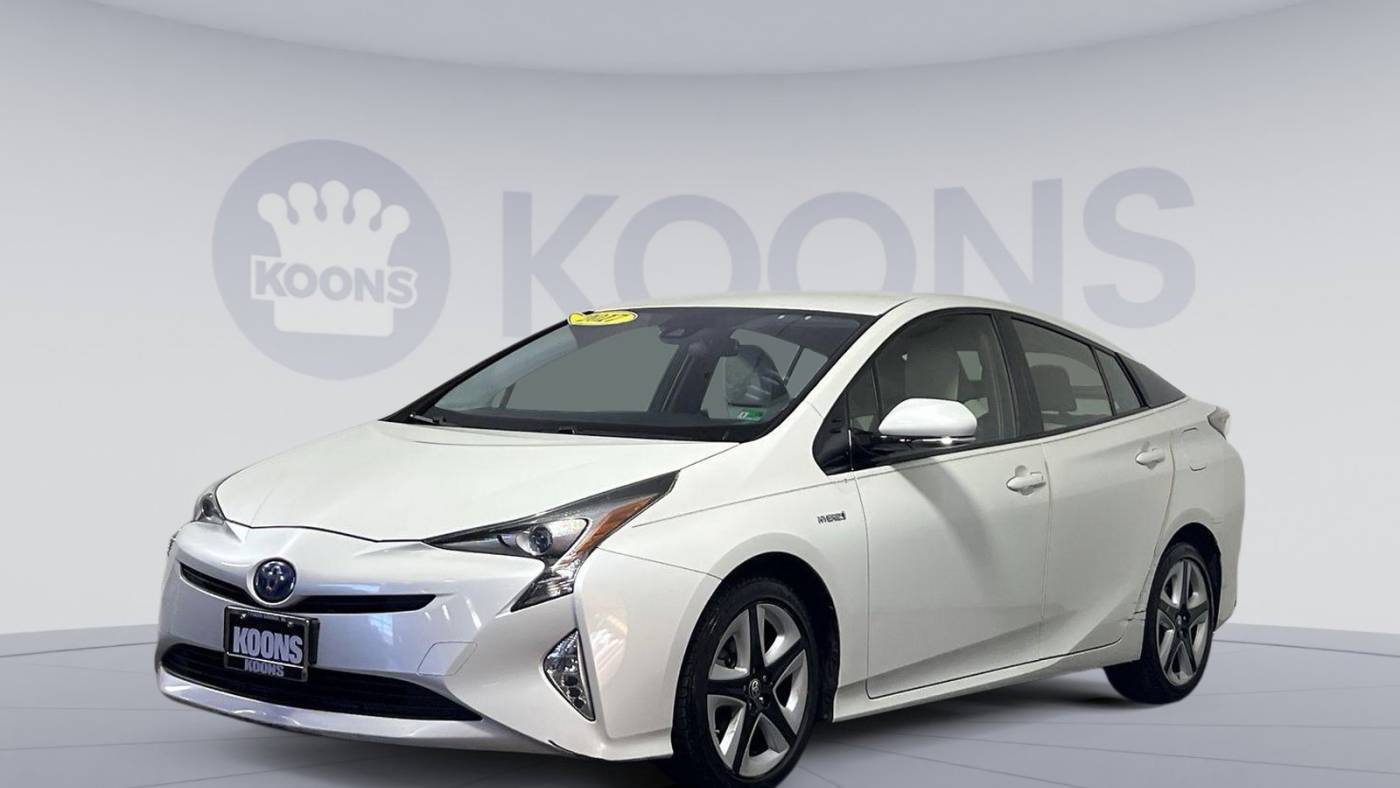 2017 Toyota Prius Four — Hatchback — 70,861 mi — Vienna, VA