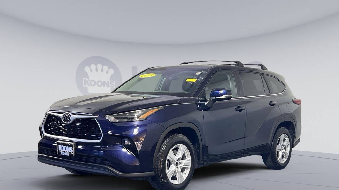 2023 Toyota Highlander LE — SUV — 39,790 mi — Vienna, VA