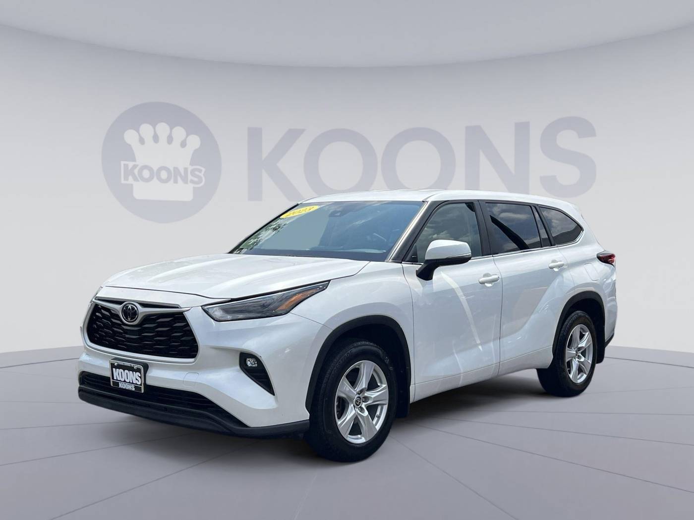 2023 Toyota Highlander LE — SUV — 50,552 mi — Vienna, VA