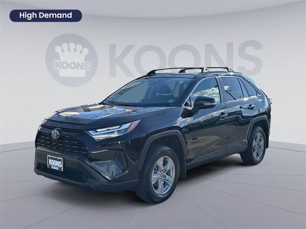 2022 Toyota RAV4 Hybrid XLE — SUV — 157,060 mi — Vienna, VA