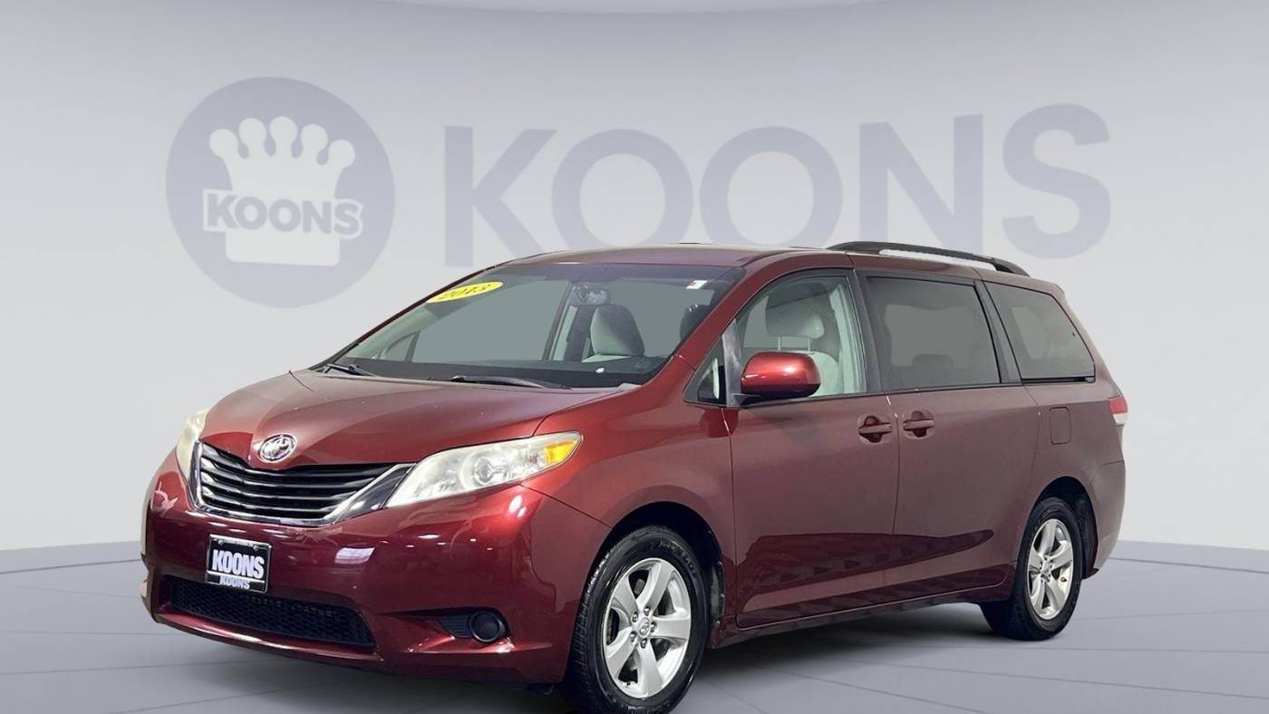 2013 Toyota Sienna LE — Minivan — 112,541 mi — Vienna, VA