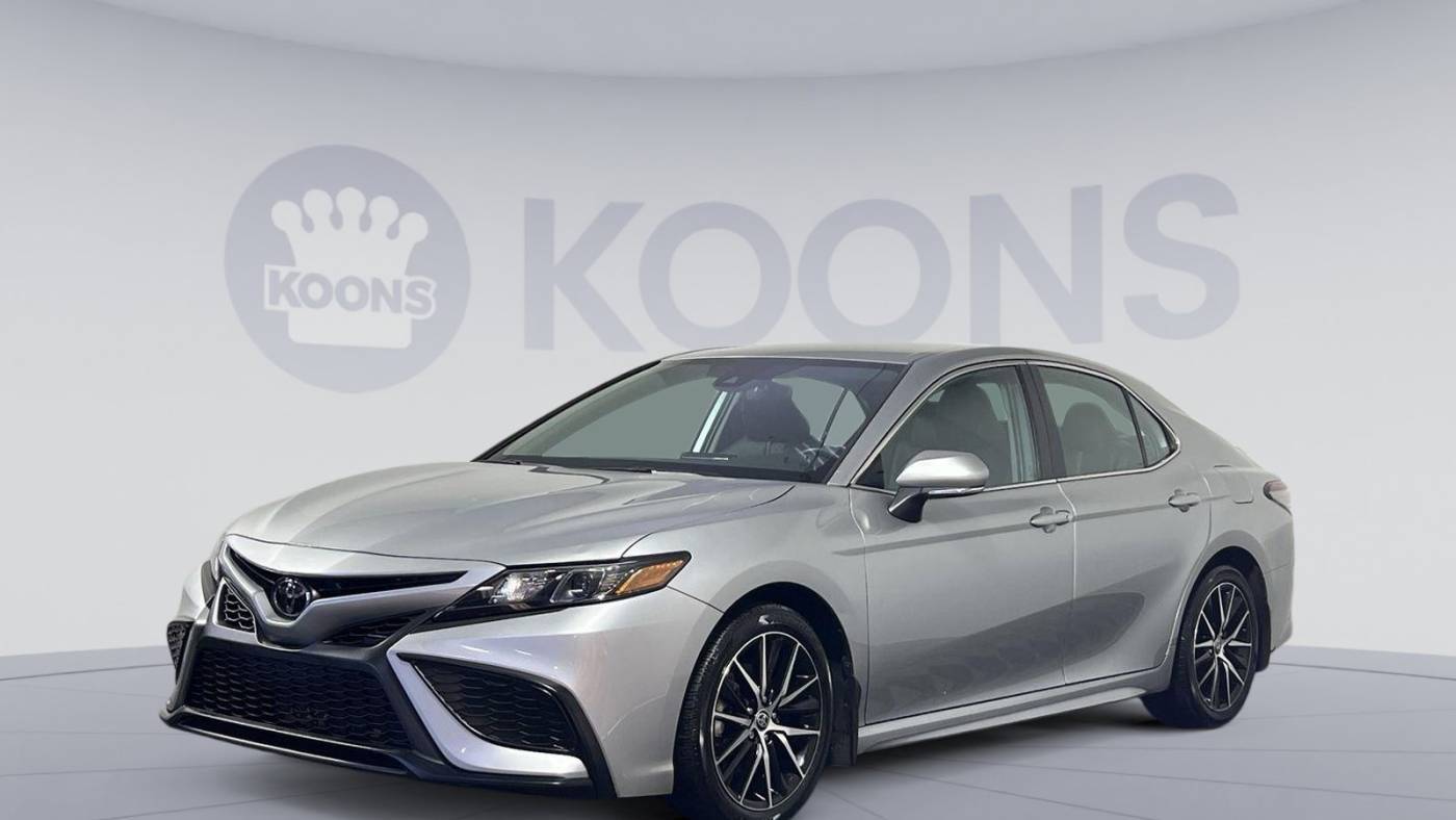 2023 Toyota Camry SE — Sedan — 15,346 mi — Vienna, VA