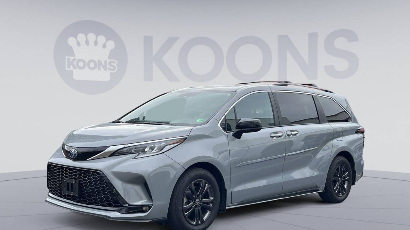 2024 Toyota Sienna XSE — Minivan — 12,961 mi — Vienna, VA