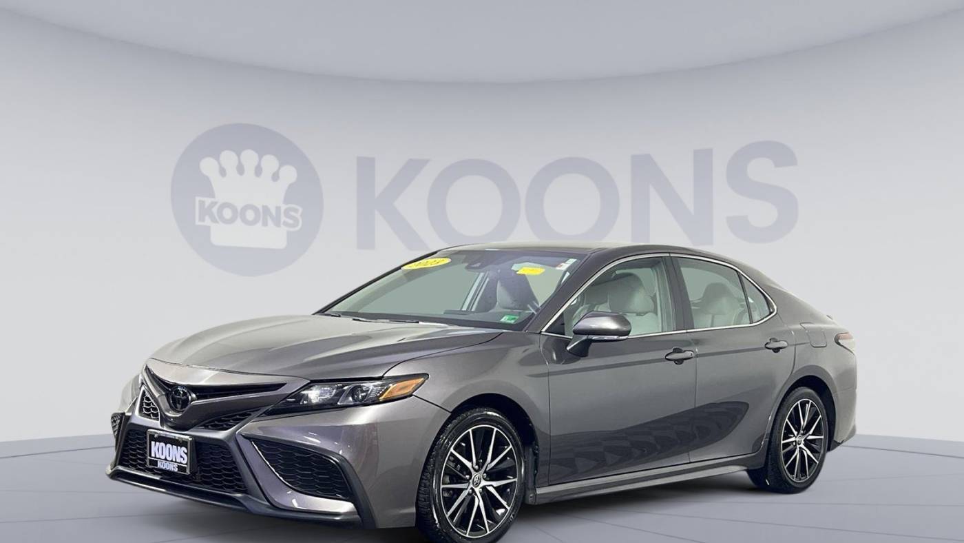 2023 Toyota Camry SE — Sedan — 73,753 mi — Vienna, VA
