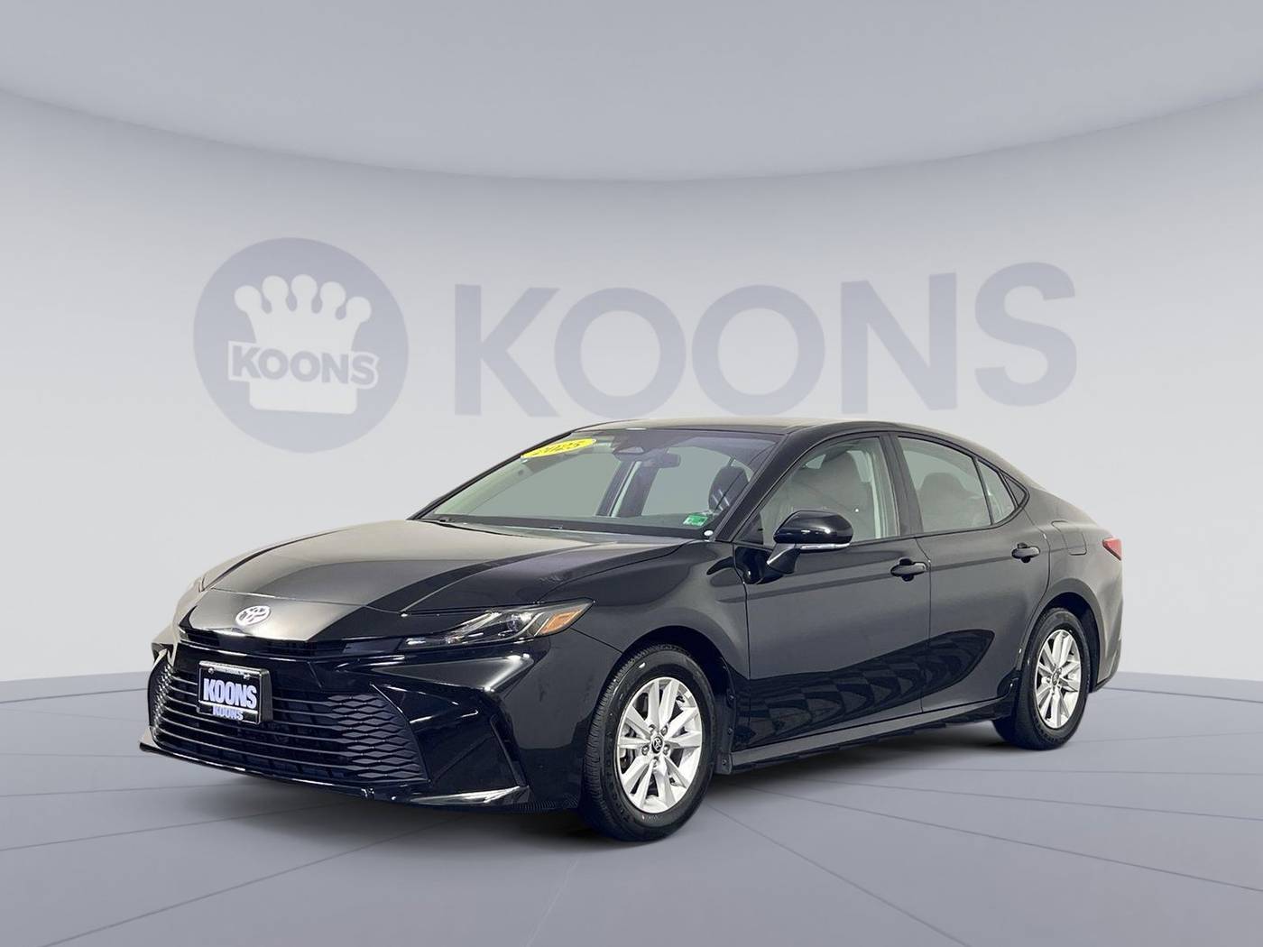 2025 Toyota Camry LE — Sedan — 8,977 mi — Vienna, VA