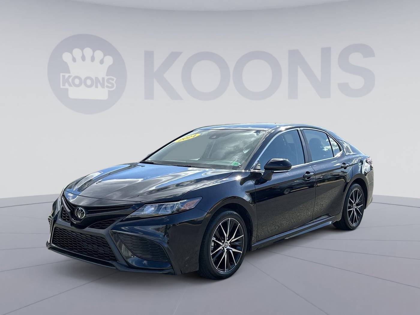 2024 Toyota Camry SE — Sedan — 24,299 mi — Vienna, VA