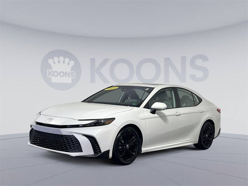2025 Toyota Camry SE — Sedan — 29,390 mi — Vienna, VA