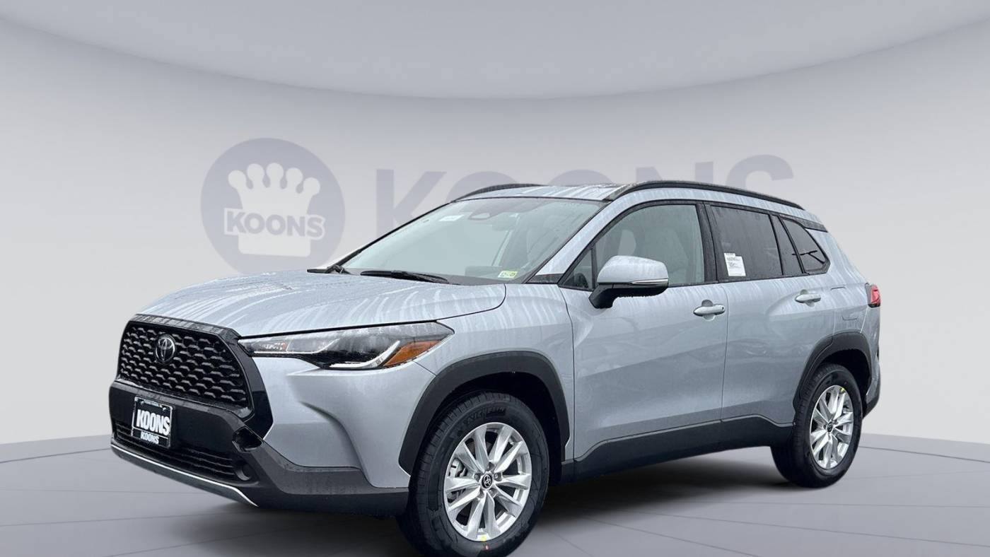2024 Toyota Corolla Cross LE — SUV — 1,041 mi — Vienna, VA