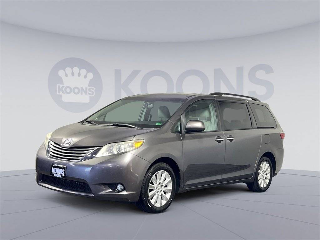 2015 Toyota Sienna Limited — Minivan — 171,384 mi — Vienna, VA