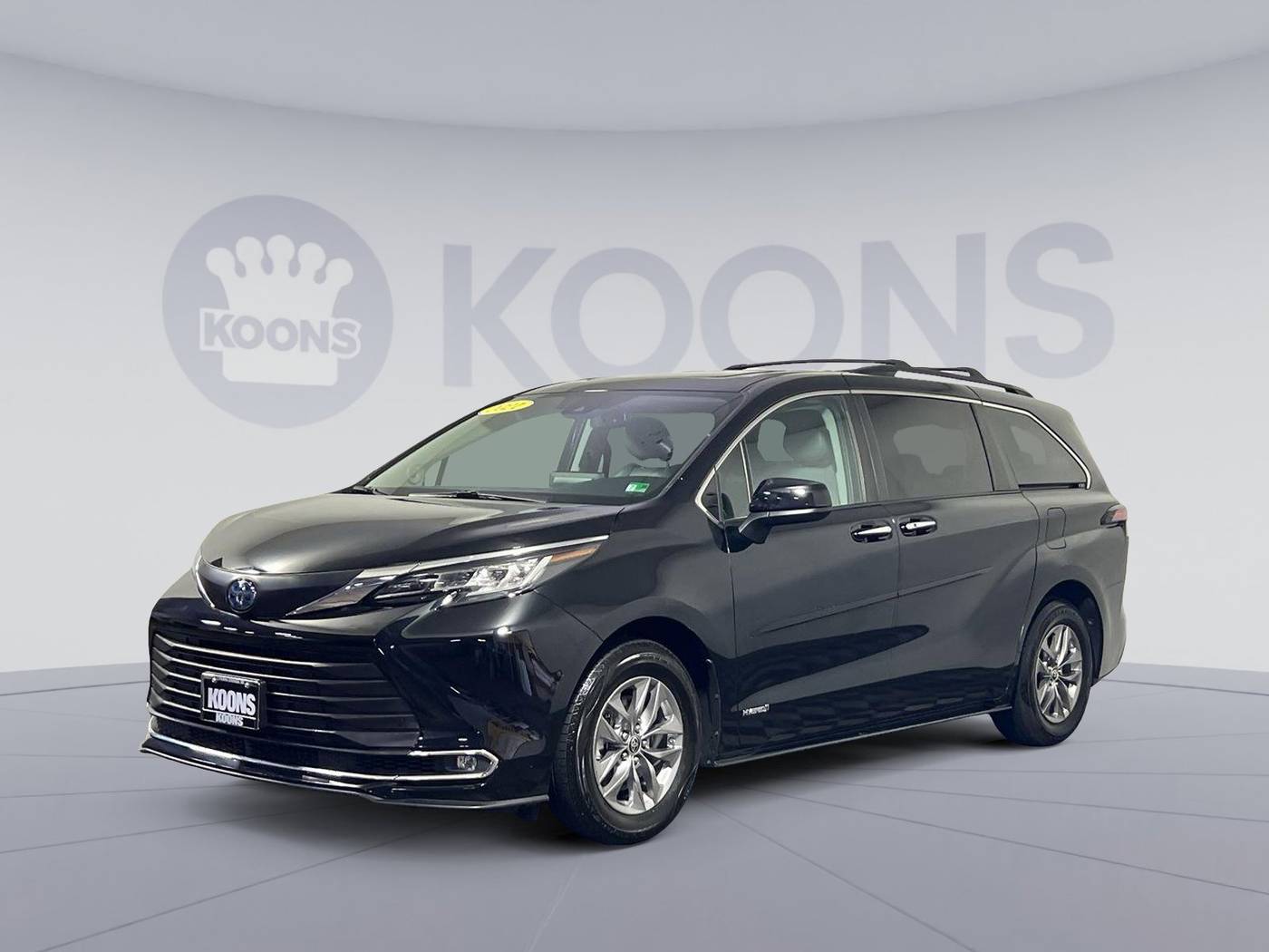 2021 Toyota Sienna XLE — Minivan — 52,270 mi — Vienna, VA