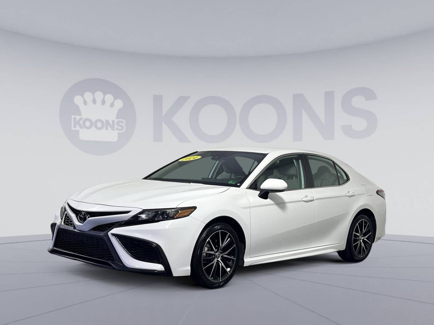 2024 Toyota Camry SE — Sedan — 58,859 mi — Vienna, VA