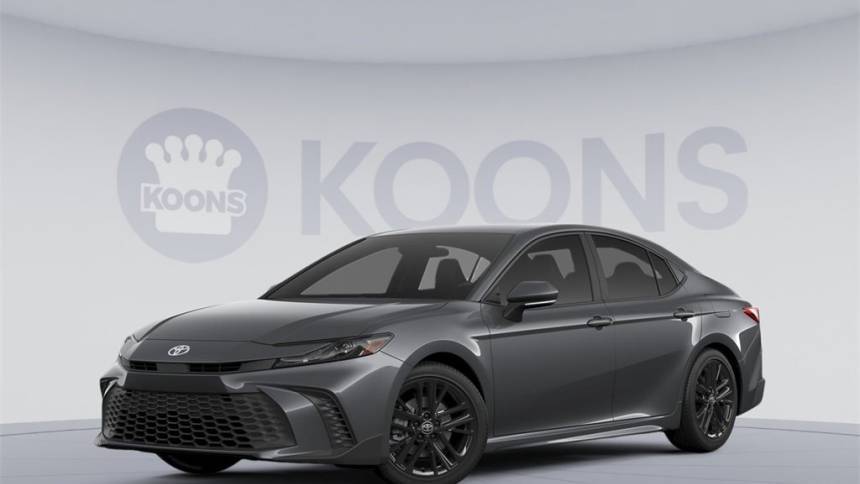 2025 Toyota Camry Hybrid SE — Sedan — 15,122 mi — Vienna, VA