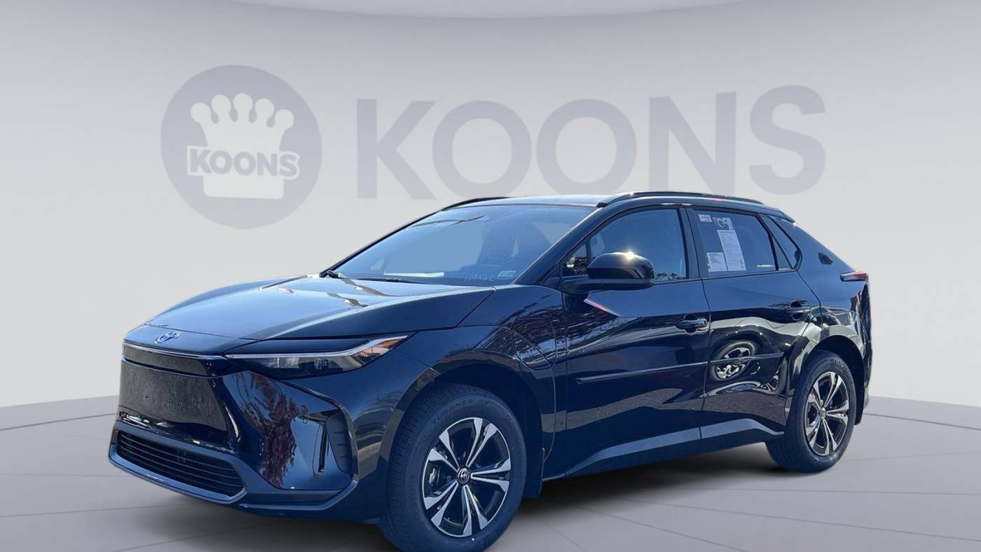 2024 Toyota bZ4X XLE — SUV — 3,888 mi — Vienna, VA