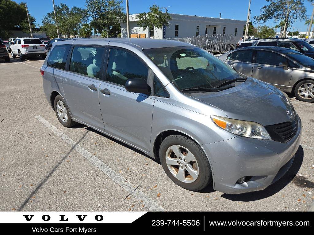 2017 Toyota Sienna L — Minivan — 37,357 mi — Fort Myers, FL