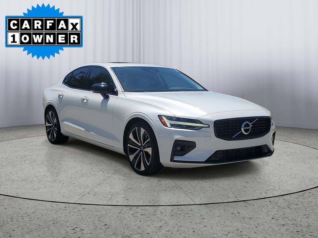 2022 Volvo S60 Momentum — Sedan — 18,296 mi — Fort Myers, FL
